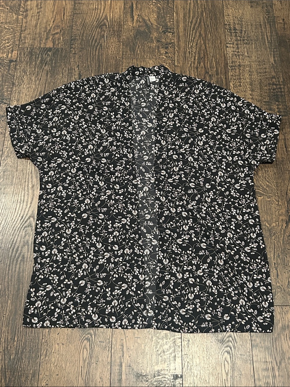 H&M Divided Black Floral Kimono